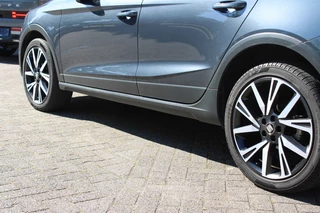 SEAT Arona SEAT Arona 1.5 TSI FR DSG 150PK! Virtual/Navi/Cam/18