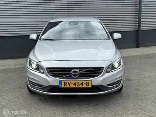 Volvo V60 Volvo V60 2.0 D4 Summum EXPORTPRIJS - afbeelding nr 3