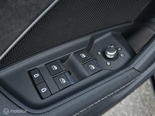 Audi A3 Audi A3 Limousine 35 TFSI S edition Panorama/Keyless/RS Seats/Matrix/S-line - afbeelding nr 25