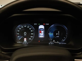 Volvo XC40 Volvo XC40 1.5 T5 Twin Sport (APPLE CARPLAY,NAVI,CAMERA,LED,XENON,STOELVERWARMING,TREKHAAK,GETINT,CRUISE,CLIMATE,NETTESTAAT) - afbeelding nr 8
