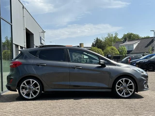 Ford Fiesta Ford Fiesta 1.0 EcoBoost ST-Line 100PK Winterpack Panodak Cruise Navi Climate Carplay Full-LED Parkeersensoren Achter Privacy Glass 18'' Inch Velgen *Sportief* - afbeelding nr 5