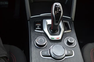 Alfa Romeo Stelvio - afbeelding nr 19