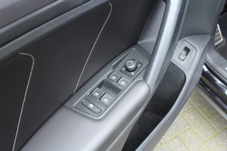 Volkswagen Tiguan Volkswagen Tiguan 1.5 TSI 150pk ACT R-Line DSG7 NL-Auto NAP Panoramadak Clima Cruise Navi Leder Keyless Dig. Cockpit El. Klep Trekhaak 1300kg - afbeelding nr 21