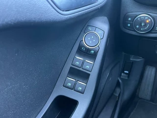 Ford Fiesta Ford Fiesta 1.0 EcoBoost Connected Carplay Navi Cruise Airco - afbeelding nr 16