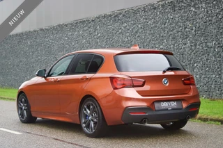 BMW 1 Serie BMW 1-Serie M140i Shadow | Alcantara - RWD - Navi Prof - H/K - afbeelding nr 3