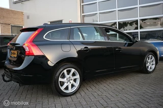 Volvo V60 Volvo V60 2.0 T4 190pk Kinetic XENON/NAVIGATIE/TREKHAAK/PDC - afbeelding nr 6