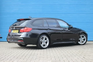 BMW 3 Serie BMW 3-serie Touring 320i M-Sport Shadow Execu. Harman Kardon - afbeelding nr 3