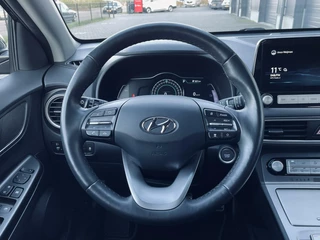 Hyundai Kona Hyundai Kona EV COMFORT 64 kWh STUUR & STOELVERW.  CAMERA - afbeelding nr 12