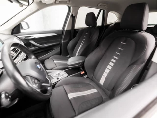 BMW X1 141Pk Automaat (NAVIGATIE, STOELVERWARMING, SPORTSTOELEN, LENDESTEUNEN, GETINT GLAS, LED KOPLAMPEN, ELEK ACHTERKLEP, NIEUWSTAAT) - afbeelding nr 13