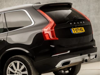 Volvo XC90 408Pk Automaat (PANORAMADAK, LUCHTVERING, APPLE CARPLAY, BOWERS&WILKINS, MEMORY SEATS, COGNAC LEDER, HEAD-UP DISPLAY, KEYLESS, GETINT GLAS, 360 CAMERA, ZWART HEMEL, NIEUWSTAAT) - afbeelding nr 13