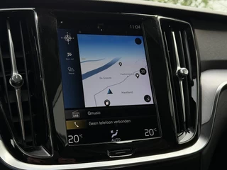 Volvo V60 Volvo V60 2.0 B3 Aut. 163pk MHEV Momentum | Navi | LED | Trekhaak | LMV - afbeelding nr 21