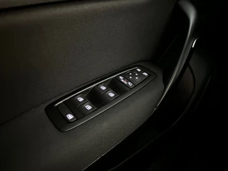 Renault Mégane Renault Mégane 1.5 DCI BOSE RIJKLAAR l CLIMA l NAVI l LMV l - afbeelding nr 31