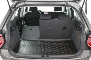 Volkswagen Polo Volkswagen Polo 1.0 TSI Comfortline Business | Navi | PDC | - afbeelding nr 43