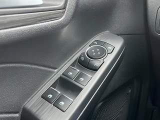 Ford Kuga Ford Kuga 2.5 PHEV Active X 243pk | Wegklapbare trekhaak | Winter Pack | AGR-stoelen | Adaptive cruise control | 2.100 kg trekgewicht - afbeelding nr 29