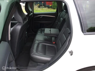 Volvo V70 Volvo V70 AWD 2.4 D5 215 Aut6 Leer Xenon 18Velgen Pdc Mooi!! - afbeelding nr 10