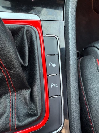 Volkswagen Golf Volkswagen GOLF 2.0 TSI GTI TCR|Pano|Akrapovic|Dynaudio|Leer|dodehoek|Carplay - afbeelding nr 50