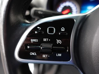 Mercedes-Benz Sprinter Mercedes-Benz Sprinter L2H2 Automaat Airco Cruise control  Navigatie Side bars - afbeelding nr 17