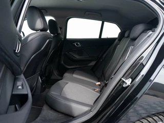 BMW 1 Serie BMW 1-serie 118i Automaat 140pk Executive Sport Edition | Carplay | Sportstoelen | Full LED - afbeelding nr 6