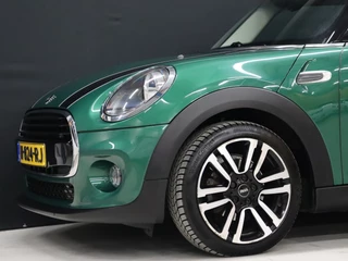 MINI Cooper MINI Cooper Mini 1.5 Pepper [APPLE CARPLAY, SFEERVERLICHTING, CRUISE CONTROL, CLIMATE CONTROL, KEYLESS START, NAVIGATIE, NIEUWSTAAT] - afbeelding nr 22