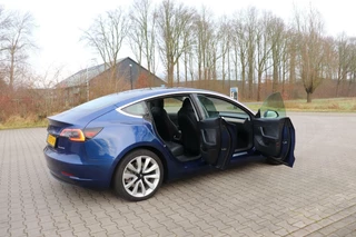 Tesla Model 3 Tesla Model 3 Long Range AWD 75 kWh dual motor leder memory seats autopilot panodak stoelverwarming v+a - afbeelding nr 36