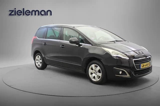 Peugeot 5008 1.2 PureTech Style 7 persoons - Panorama, Navi, Clima, Camera, Trekhaak
