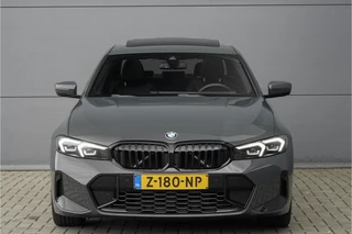 BMW 3 Serie BMW 3 Serie 318i M-Sport Shadow Individual Schuifdak HiFi 19