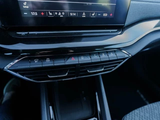 Škoda Octavia Skoda Octavia Combi 1.4 TSI iV PHEV 204pk Business Edition | Navigatie | Full LED | Trekhaak - afbeelding nr 35