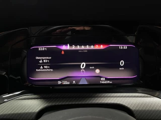 Volkswagen Golf Volkswagen Golf 1.5 TSI 2X R-LINE CAMERA VIRTUAL DISPLAY SFEERVERLICHTING IQ-LED - afbeelding nr 37
