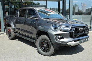 Toyota Hilux - 517986352-0