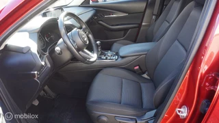 Mazda CX-30 Mazda CX-30 2.0 e-SkyActiv-G M Hybrid Comfort Trekhaak | Elektr. Achterklep | Navigatie | Achteruitrijcamera | PDC V+A | HUD - afbeelding nr 10