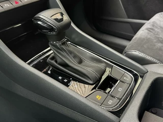 Škoda Kodiaq Skoda Kodiaq 1.5 TSI Sportline Automaat | Trekhaak uitklapbaar | Grootscherm navigatiesysteem | Stoelverwarming | Adaptieve cruise control | Dode hoek detectie | Canton HiFi | LED | Achteruitrijcamera | Parkeersensoren voor en achter - afbeelding nr 35