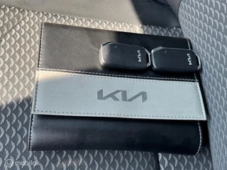 Kia XCeed XCeed 1.6 PHEV Luxe uitvoering  Nieuwe Type & Logo 18 inch Velgen , Stoel Verwarming , Key Less entry , Dodehoek detectie , Electr. Stoel met geheugen , Elect achterklep , Navi - Camera , Parkeerhulp voo & achter, Priveglas - afbeelding nr 37
