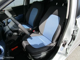 Hyundai i10 Hyundai i10 1.0i i-Motion Comfort 5drs 105dkm! Airco Cruise - afbeelding nr 13