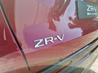 Honda ZR-V Honda ZR-V 2.0 e:HEV Sport VOORRAAD DEAL Dodehoekdetectie, Draadloze oplader , All-in Rijklaarprijs - afbeelding nr 19