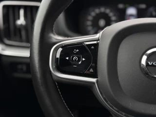 Volvo V60 Volvo V60 2.0 B4 Aut. 197pk MHEV R-Design | Navi | Camera | Trekhaak | Memory | - afbeelding nr 19