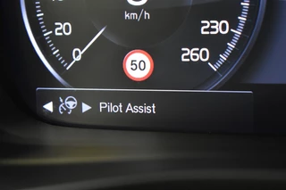 Volvo XC40 Volvo XC40 T2 129pk Aut. Business Pro | Driver Assist | Park Assist | BLIS - afbeelding nr 24