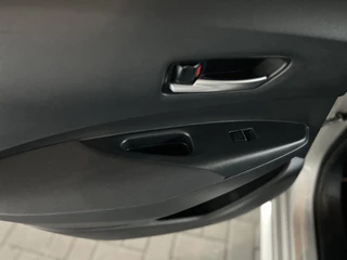 Toyota Corolla Touring Sports / Stuurverwarming / Adaptive Cruise Control / Carplay - afbeelding nr 8