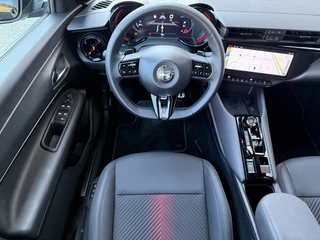 Alfa Romeo Junior Alfa Romeo Junior 1.2 Turbo 136 PK Ibrida Speciale | Pano | Techno - afbeelding nr 11