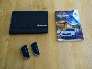 Škoda Octavia Skoda Octavia Combi 1.4 TSI iV PHEV 204pk Business Edition | Navigatie | Full LED | Trekhaak - afbeelding nr 47