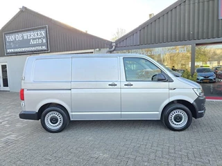 Volkswagen Transporter Volkswagen Transporter 2.0 TDI L1H1 Comfortline Executive Airco|Navi|Inrichting|Trekhaak|Bijrijdersbank|Nap!! - afbeelding nr 11
