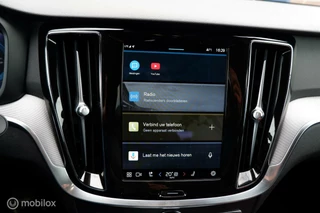 Volvo V60 Volvo V60 MY23 AWD T6 350PK RECHARGE  LONG RANGE PLUS DARK | GOOGLE | ACC | BLIS - afbeelding nr 25