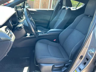 Toyota C-HR Toyota C-HR 1.2 DYNAMIC AUTOMAAT TREKHAAK/NAVIGATIE/CRUISE/ENZ. - afbeelding nr 35