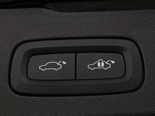 Volvo V60 Volvo V60 2.0 B4 Core | 58.000km NAP |  Stoel & Stuurverwarming | Full LED | Carplay | Camera | Elektrische achterklep | Navigatie - afbeelding nr 12