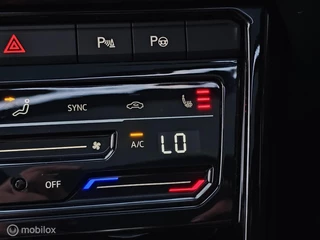 Volkswagen T-Roc Volkswagen T-Roc 1.5 TSI Black Style Panorama/Keyless/IQ Light - afbeelding nr 26