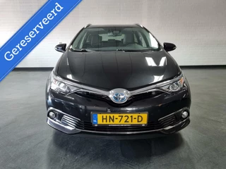 Toyota Auris Toyota Auris Touring Sports 1.8 Hybrid Executive / Navi / PDC - afbeelding nr 2