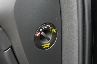 Volvo XC40 Volvo XC40 T4 Recharge Inscription | Leder | Electr. Stoelen | Parkeercamera | Stoelverwarming | Keyless - afbeelding nr 36