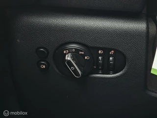 MINI Cooper Mini Mini 1.5 Cooper Serious Business Panorama/Navigatie/PDC - afbeelding nr 23