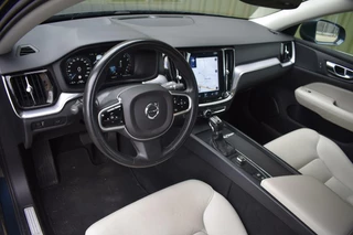 Volvo V60 Volvo V60 2.0 T5 Momentum | Leder | ACC | 18