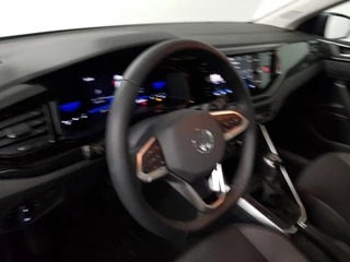 Volkswagen Polo Volkswagen Polo 1.0 TSI Life | Navigatie | Digitale Cockpit | Airco | Parkeer sensoren V+A | LED | Lichtmetalen Velgen - afbeelding nr 9