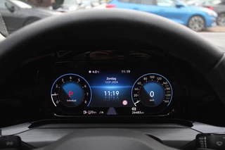 Volkswagen Golf Volkswagen Golf 1.5 eTSI Style / Camera / Head-up / Virtual Cockpit / Leder&Alcantara / 17'' / Keyless / ACC / DAB / Full LED / Stoelverwarming - afbeelding nr 19